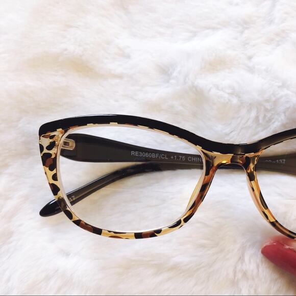 Bailey Cheetah Cat Eye Bi-Focal Reader Glasses - Picture 4 of 10